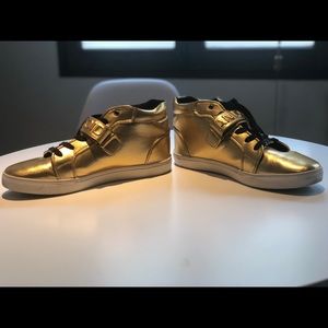 Android Homme Gold Hightop Sneakers